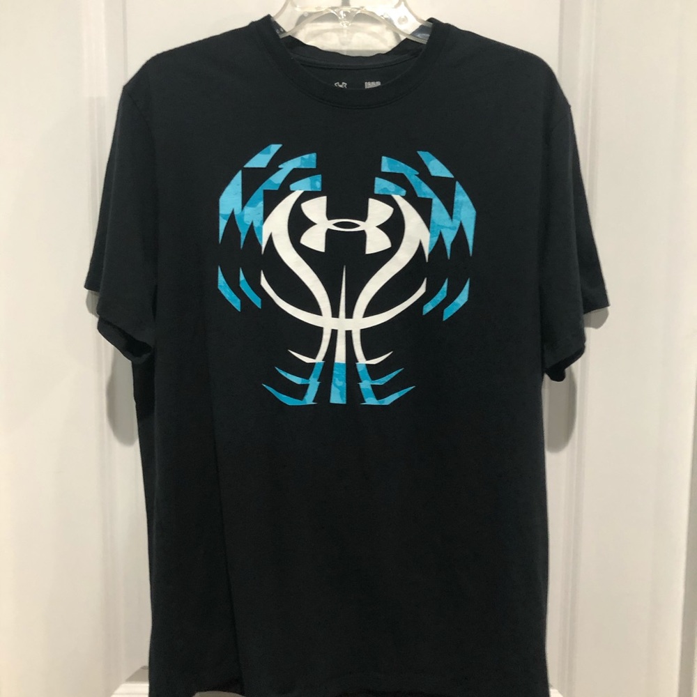 Under Armour graphic tee, Sz L